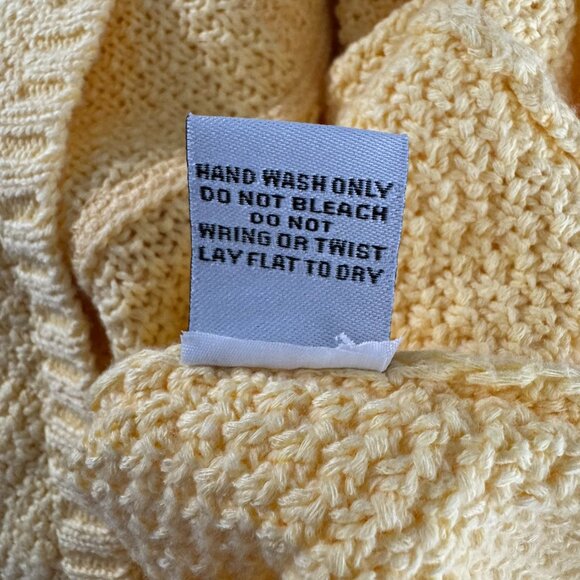 Habitat Summer Pocket Poncho Sweater‎ M/L Daisy Yellow Oversized NWT FS-1366 - Picture 11 of 11